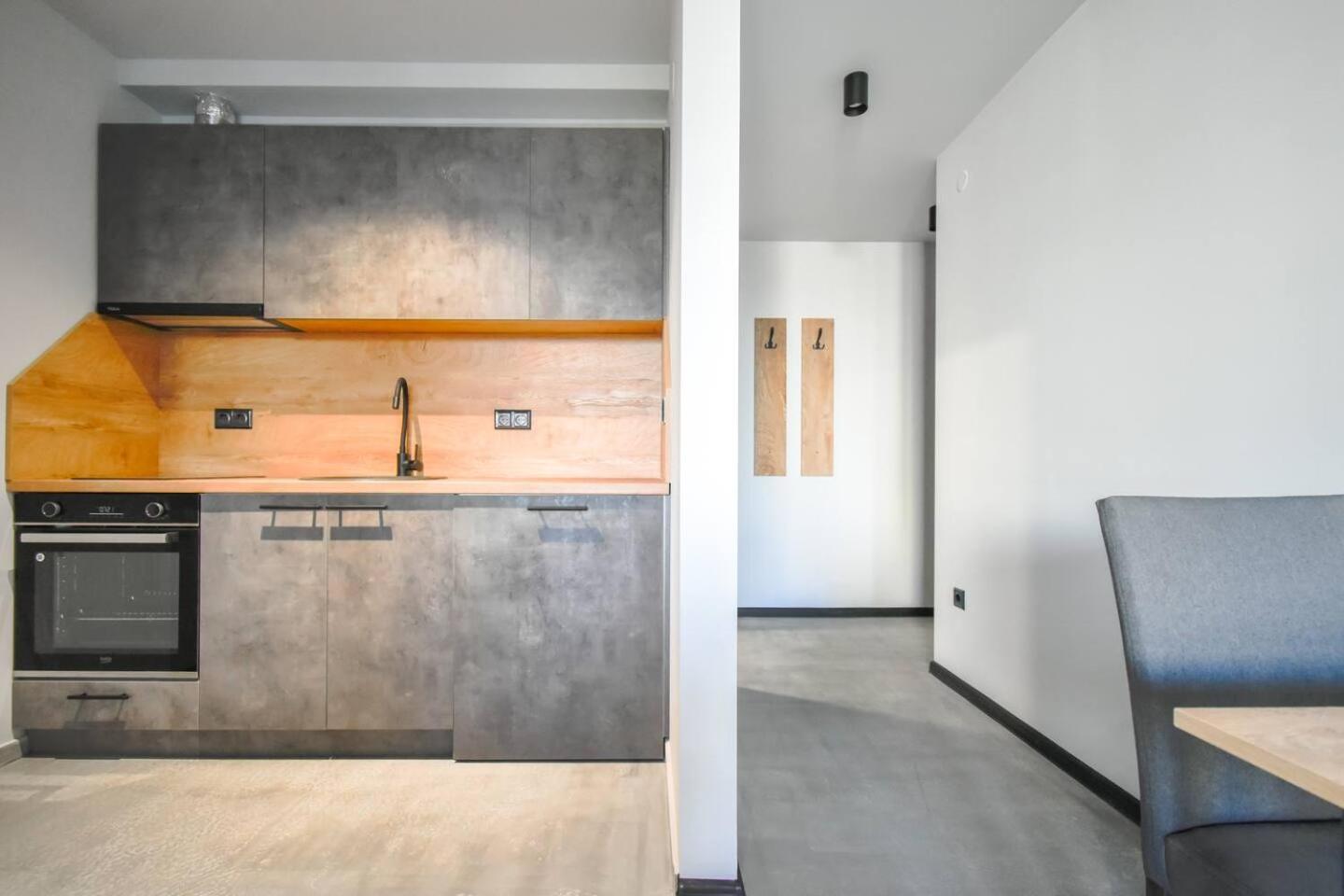 6 Studios 6 Bathrooms 2 Levels Kitchens Sofia Esterno foto