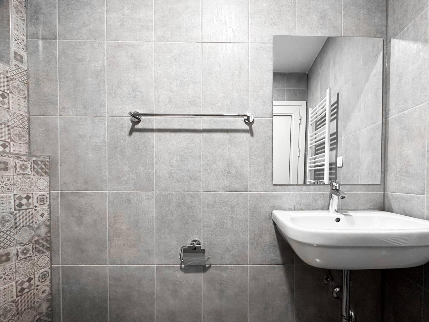 6 Studios 6 Bathrooms 2 Levels Kitchens Sofia Esterno foto