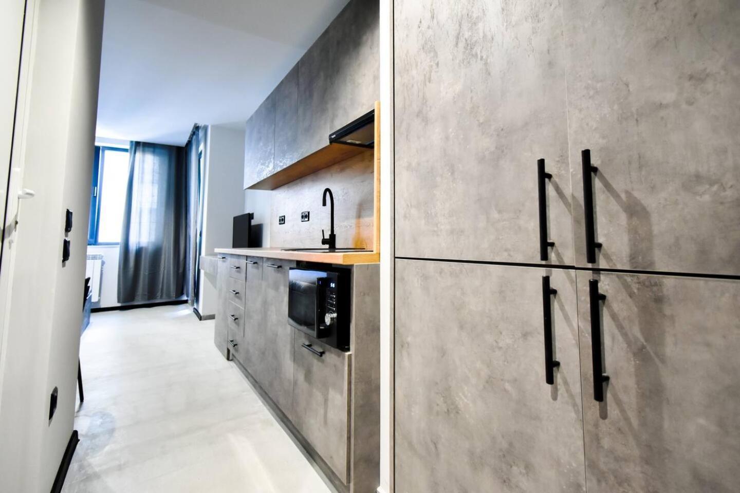 6 Studios 6 Bathrooms 2 Levels Kitchens Sofia Esterno foto